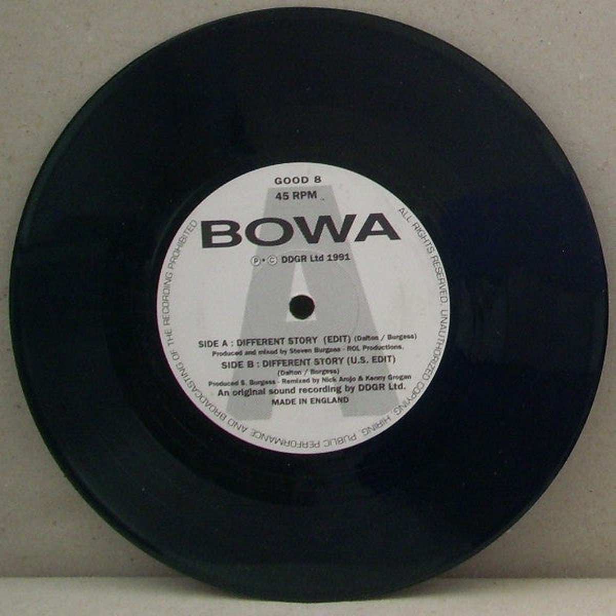 Bowa Featuring Mala - Different Story (7) (Near Mint (NM or M-))